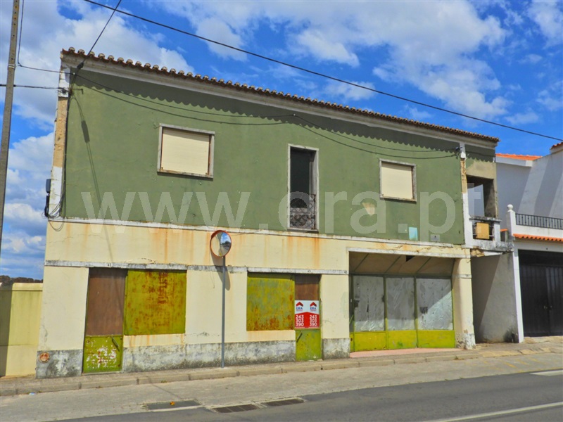 Prédio T5 / Almeirim, Fazendas de Almeirim