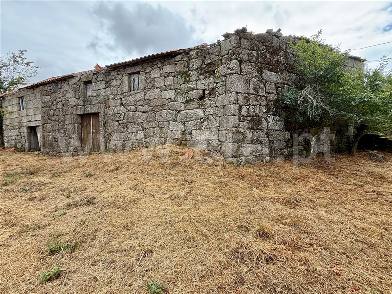 Quinta  Póvoa de Lanhoso, Sobradelo da Goma - 1501082 - 9