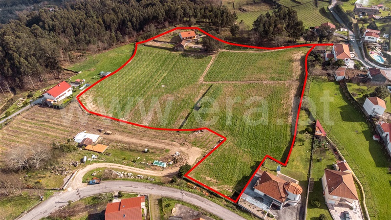 Quinta T4 / Melgaço, Chaviães e Paços