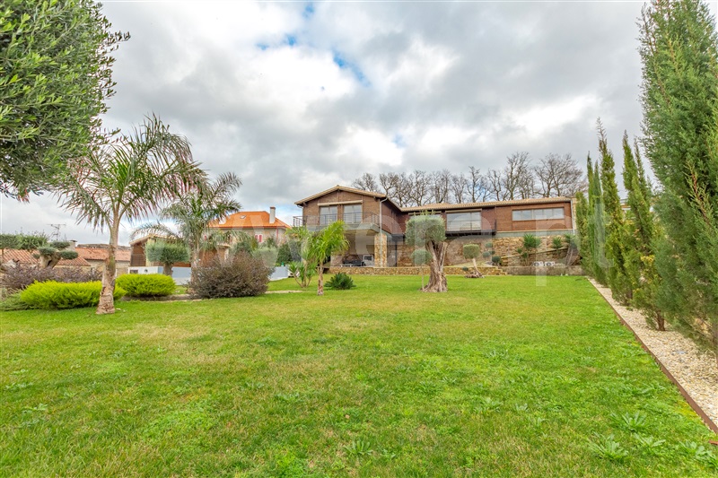 Quinta T4 com Luxo Monção, Longos Vales - 1371000 - 57