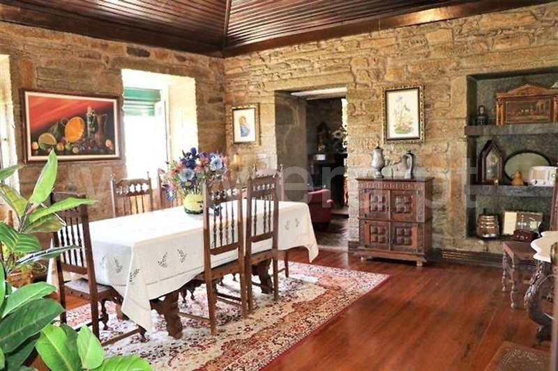 Quinta T4 / Peso da Régua, Fontelas