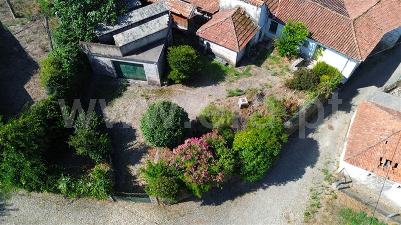 Quinta T5 / Amarante, Figueiró (Santiago e Santa Cristina)