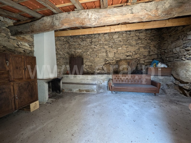 Quintinha  Meda, Mêda, Outeiro de Gatos e Fonte Longa - 1509955 - 9