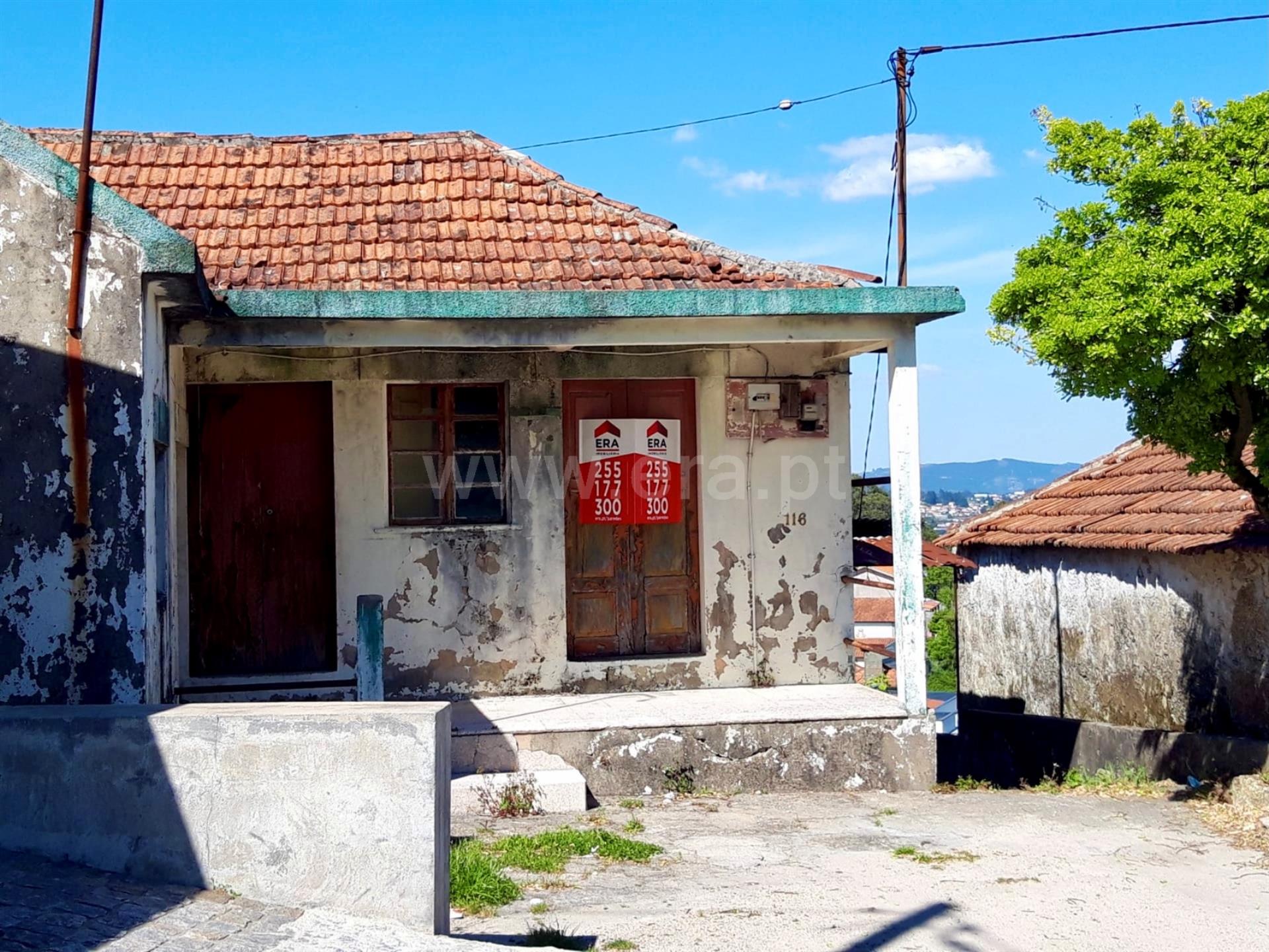 Land for sale in Paredes, Portugal — €55,000