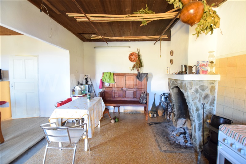 Andar Moradia T2 Bragança, Outeiro - 1229075 - 5