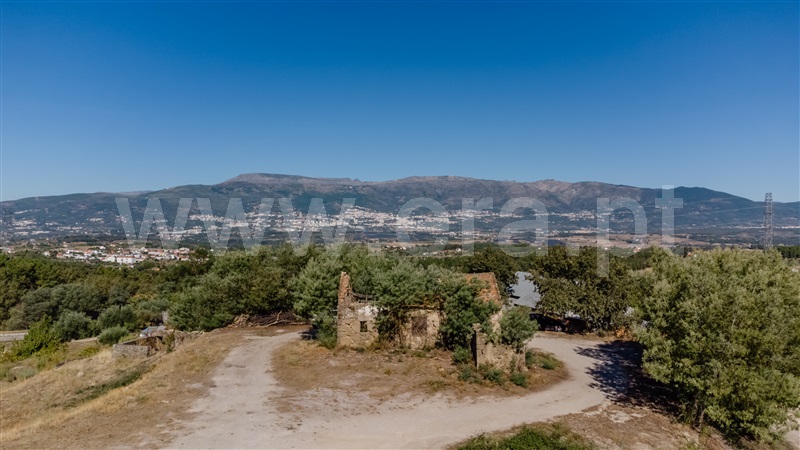 Quintinha T2 / Covilhã, Ferro
