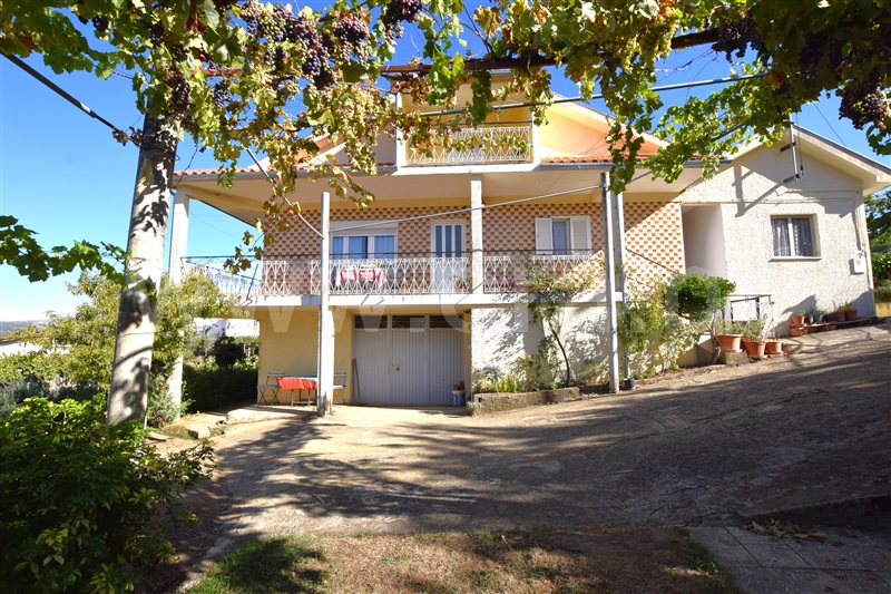 Quintinha T4 / Bragança, Conlelas
