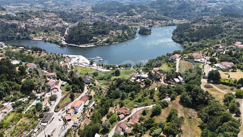 Quintinha T5 / Marco de Canaveses, Rio Douro