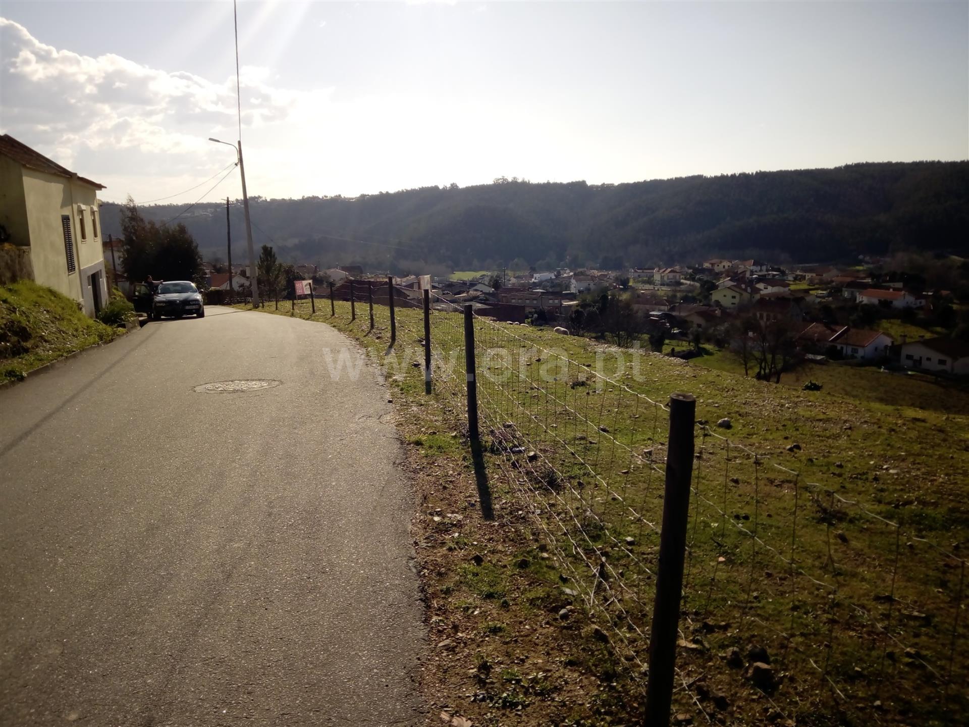 Land for sale in Albergaria-a-Velha, Portugal — €149,000