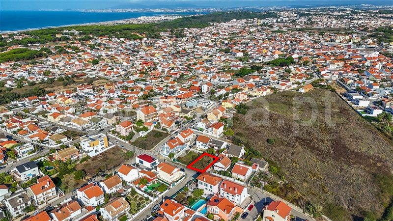 Terreno / Almada, Vale Cavala