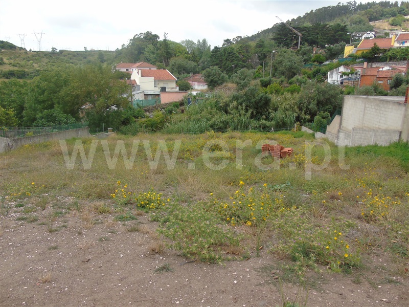 Terreno / Amadora, Á da Beja