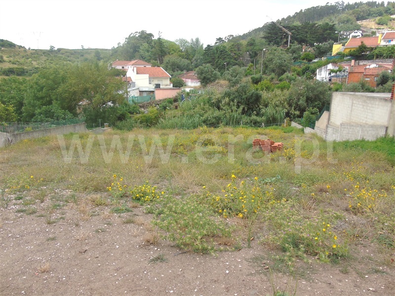 Terreno / Amadora, Á da Beja