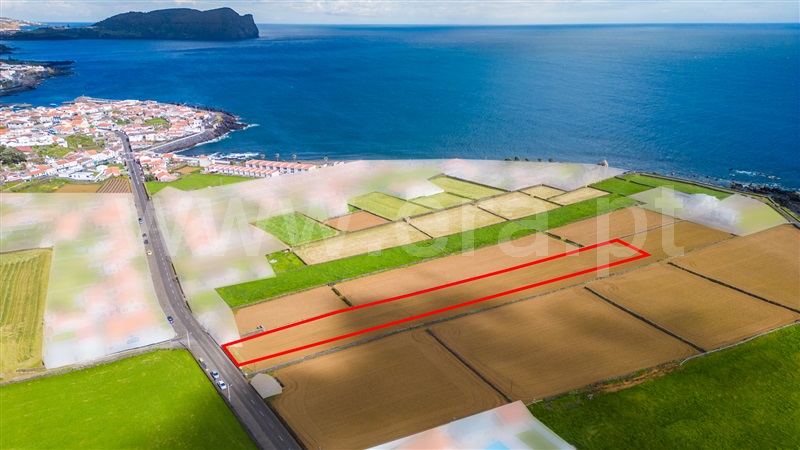 Terreno / Angra do Heroísmo, São Mateus da Calheta