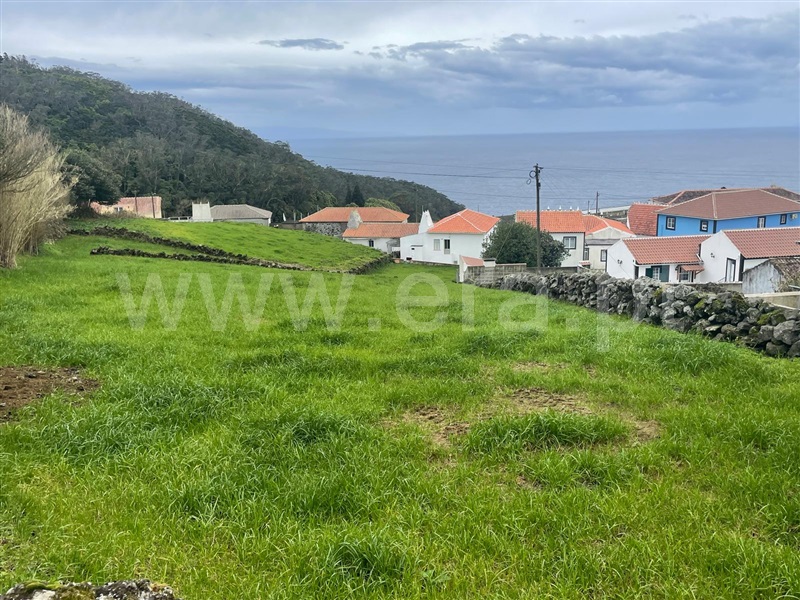 Terreno / Angra do Heroísmo, Serreta
