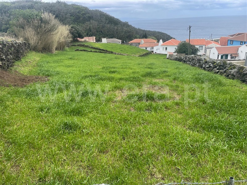 Terreno / Angra do Heroísmo, Serreta - View 5
