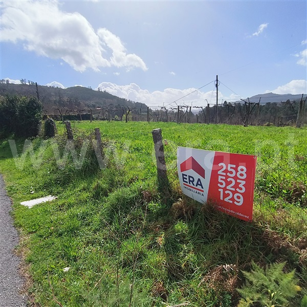 Terreno / Arcos de Valdevez, Vilela, São Cosme e São Damião e Sá