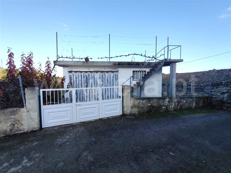 Terreno / Armamar, Aricera e Goujoim