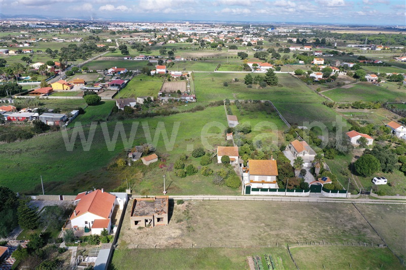 Terreno / Benavente, Benavente