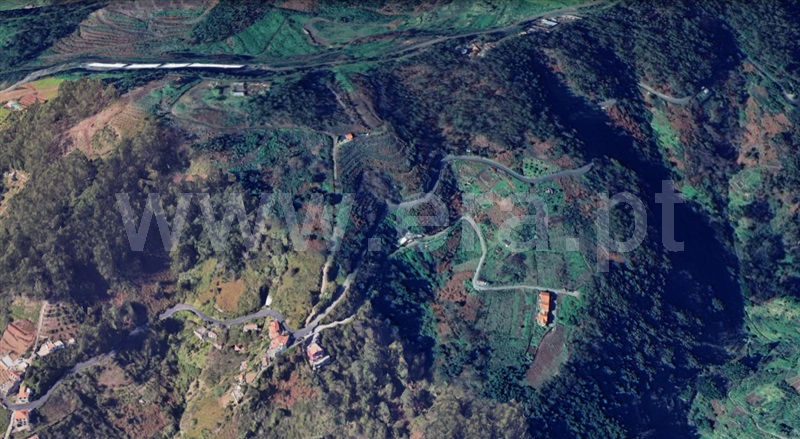 Terreno / Câmara de Lobos, Estreito de Câmara de Lobos