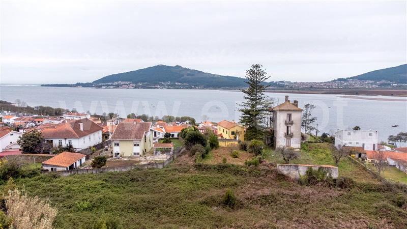 Terreno / Caminha, Seixas