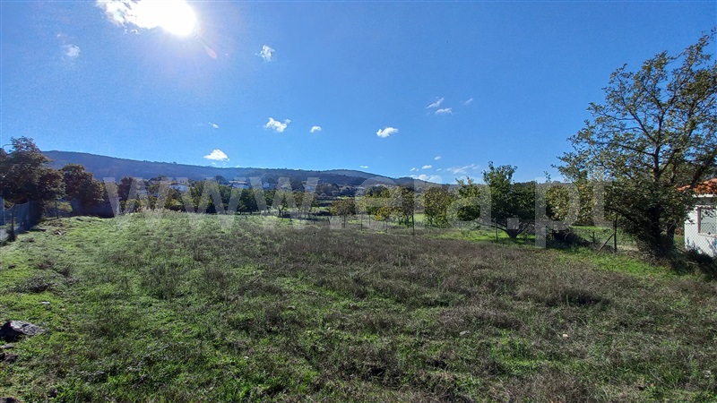Terreno / Chaves, Águas Frias
