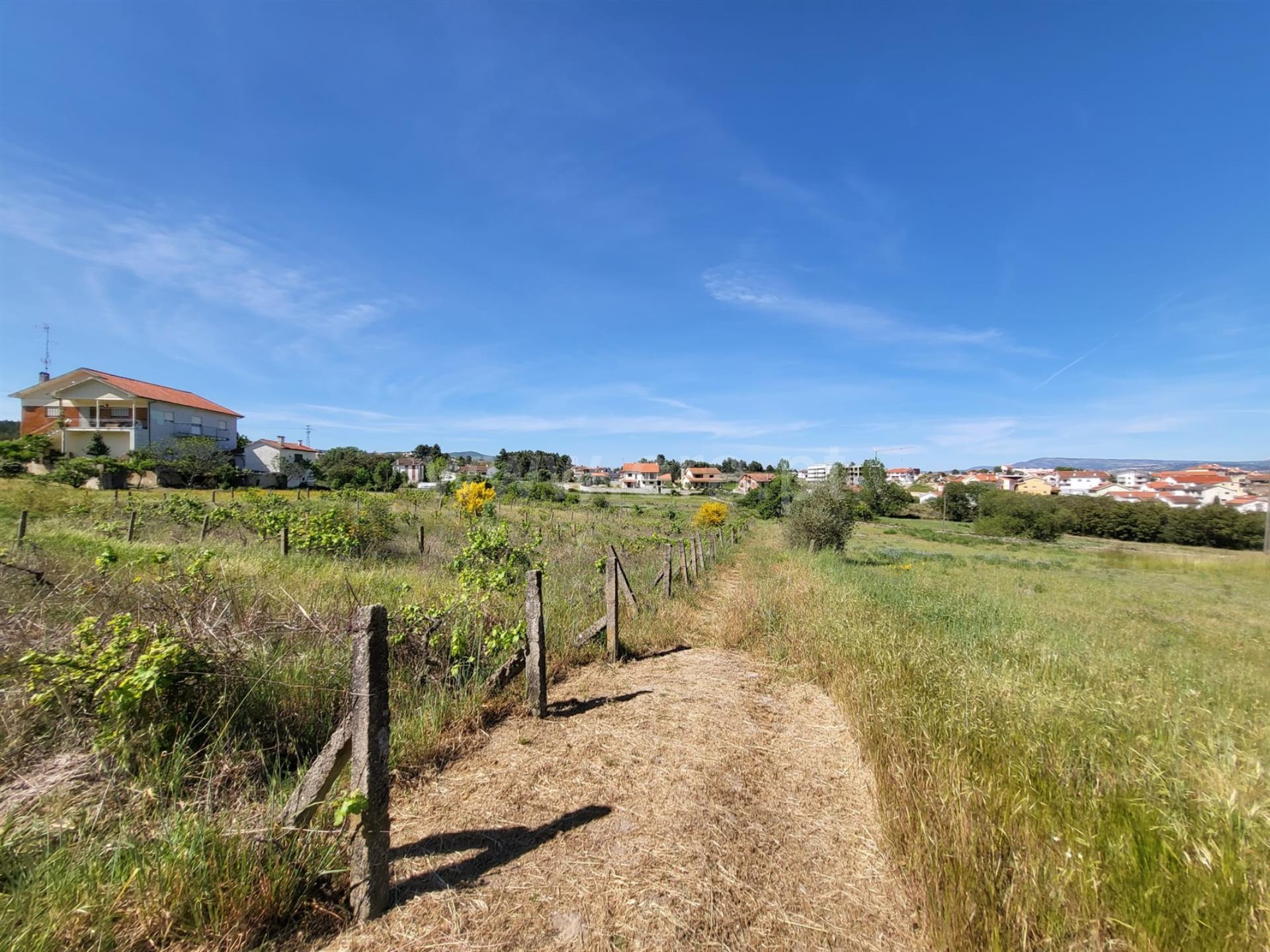 Land for sale in Chaves, Portugal — €610,000