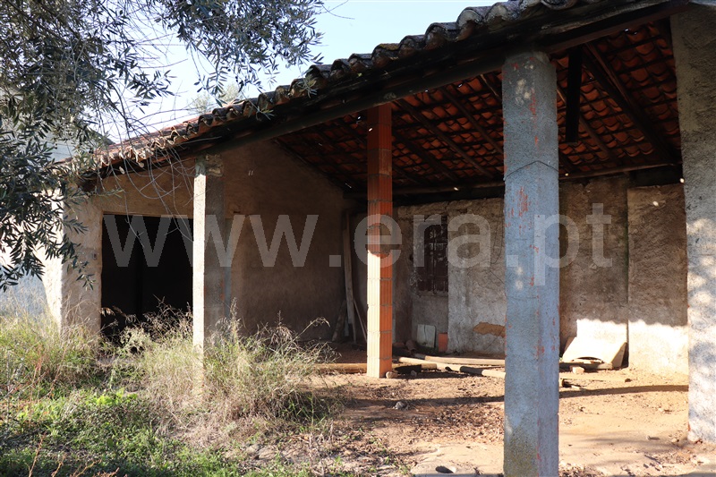Terreno com ruina  Abrantes, Alferrarede-Velha - 1287923 - 2