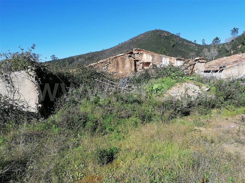 Terreno com ruina / Aljezur, Aljezur