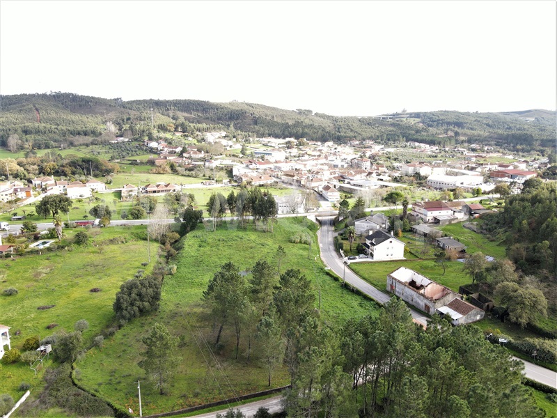 Terreno com ruina  Alvaiázere, Pussos São Pedro - 1141282 - 6
