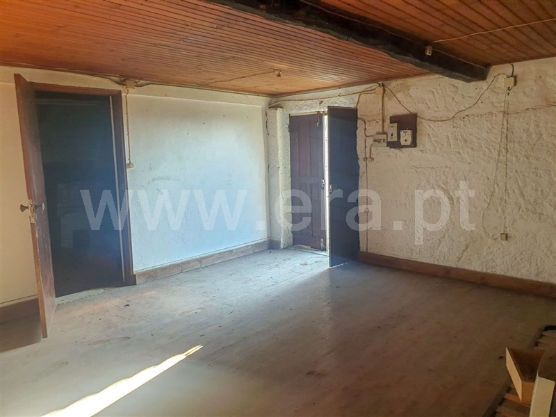 Terreno com ruina  Amarante, Vila Chã do Marão - 1133133 - 4