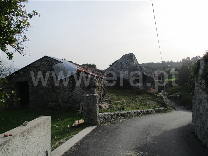 Terreno com ruina  Arcos de Valdevez, Padreiro (Salvador e Santa Cristina) - 989359 - 4