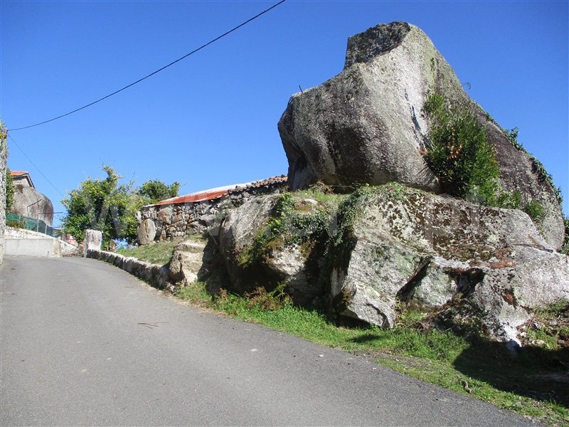 Terreno com ruina  Arcos de Valdevez, Padreiro (Salvador e Santa Cristina) - 989359 - 9