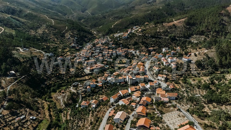 Terreno com ruina  com Agrícola Covilhã, Sobral de São Miguel - 1502640 - 4