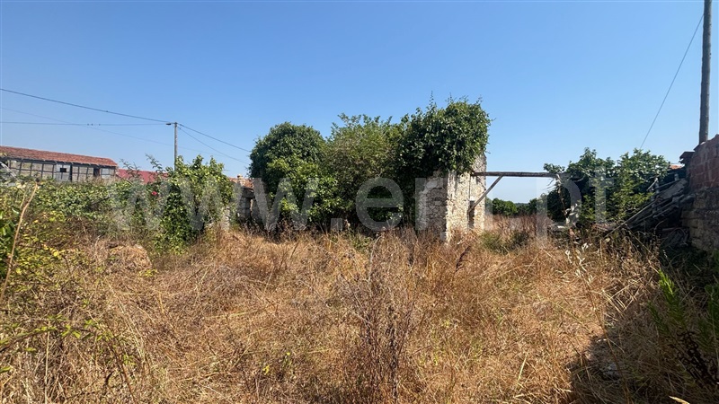 Terreno com ruina  Figueira da Foz, Alqueidão - 1492233 - 2
