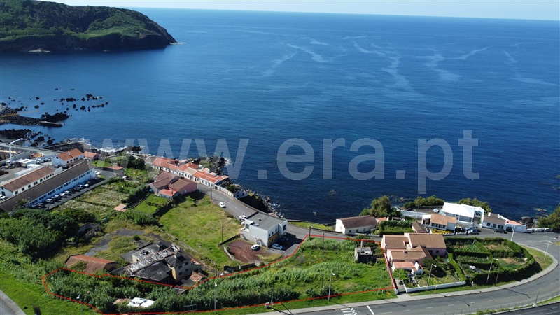 Terreno com ruina / Horta, Horta (Angústias)