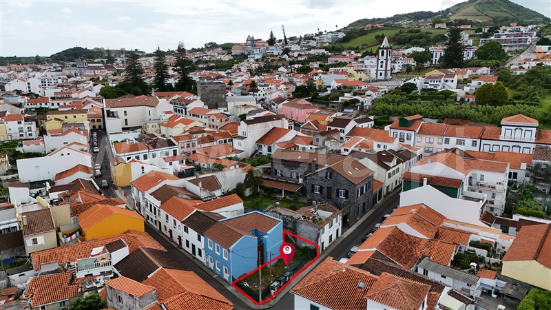 Terreno com ruina / Horta, Horta (Conceição)