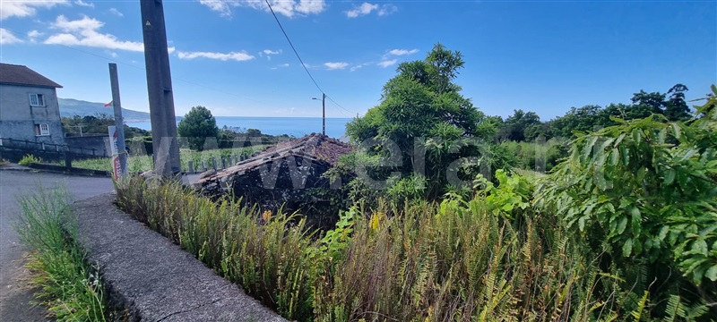 Terreno com ruina / Lajes do Pico, Lajes do Pico