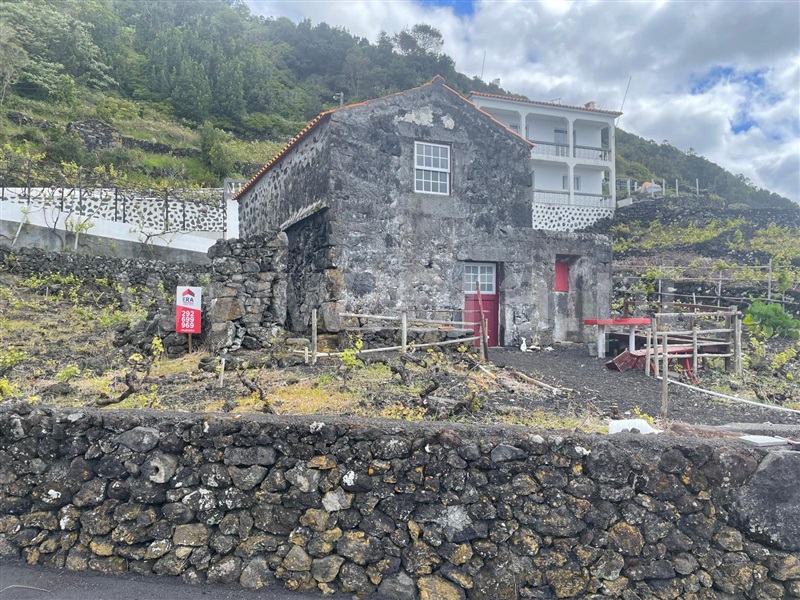Terreno com ruina  Lajes do Pico, Ribeiras - 1391410 - 2