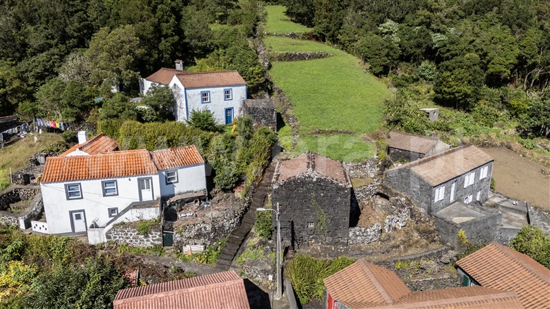 Terreno com ruina  Lajes do Pico, Ribeiras - 1507088 - 8