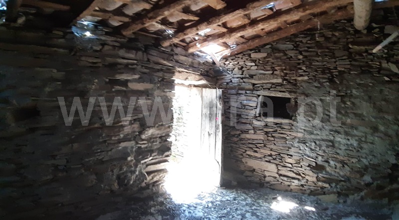Terreno com ruina  Meda, Mêda, Outeiro de Gatos e Fonte Longa - 1414006 - 5