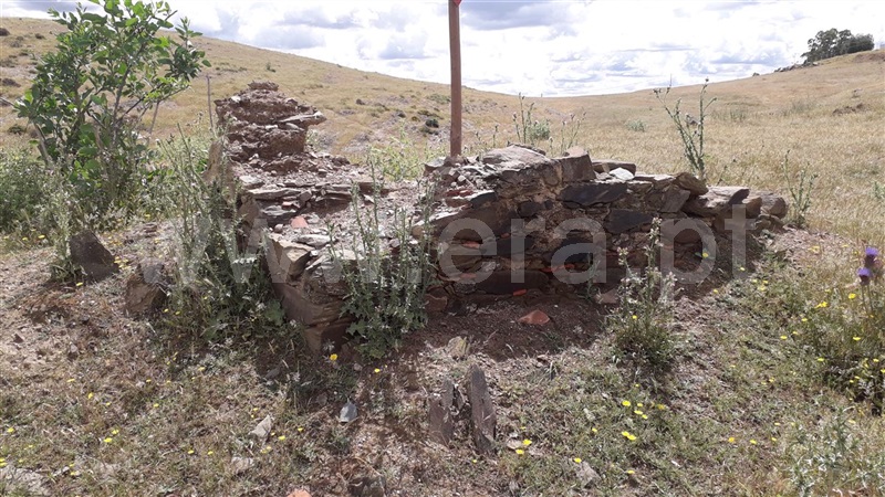 Terreno com ruina  Mértola, Santana de Cambas - 1089824 - 2