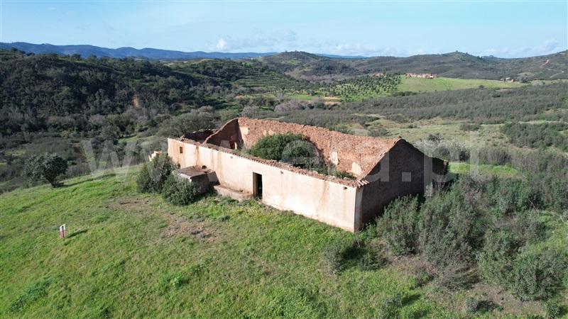 Terreno com ruina / Odemira, Pereiras Gare