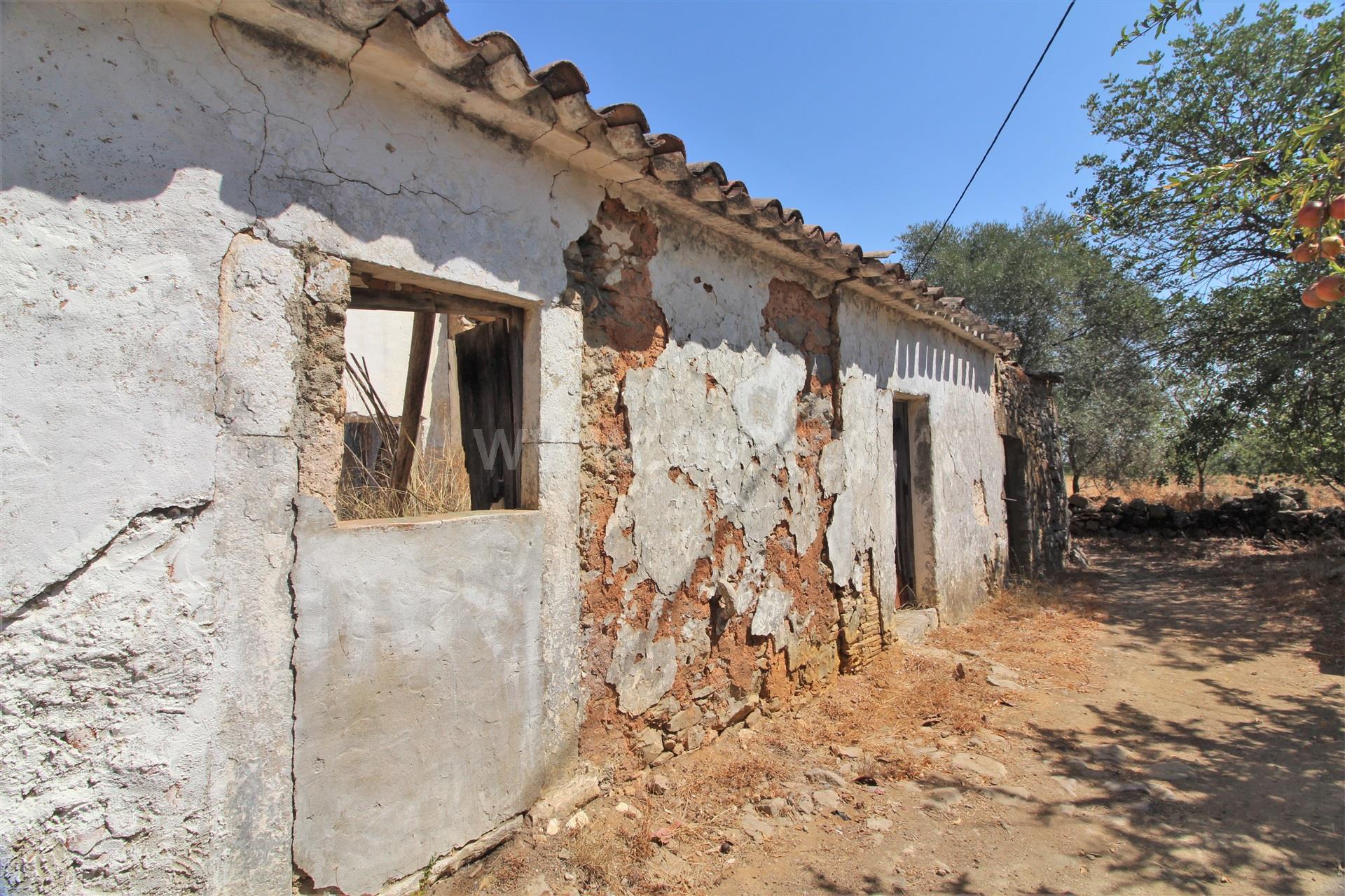Land for sale in Olhão, Portugal — €195,000
