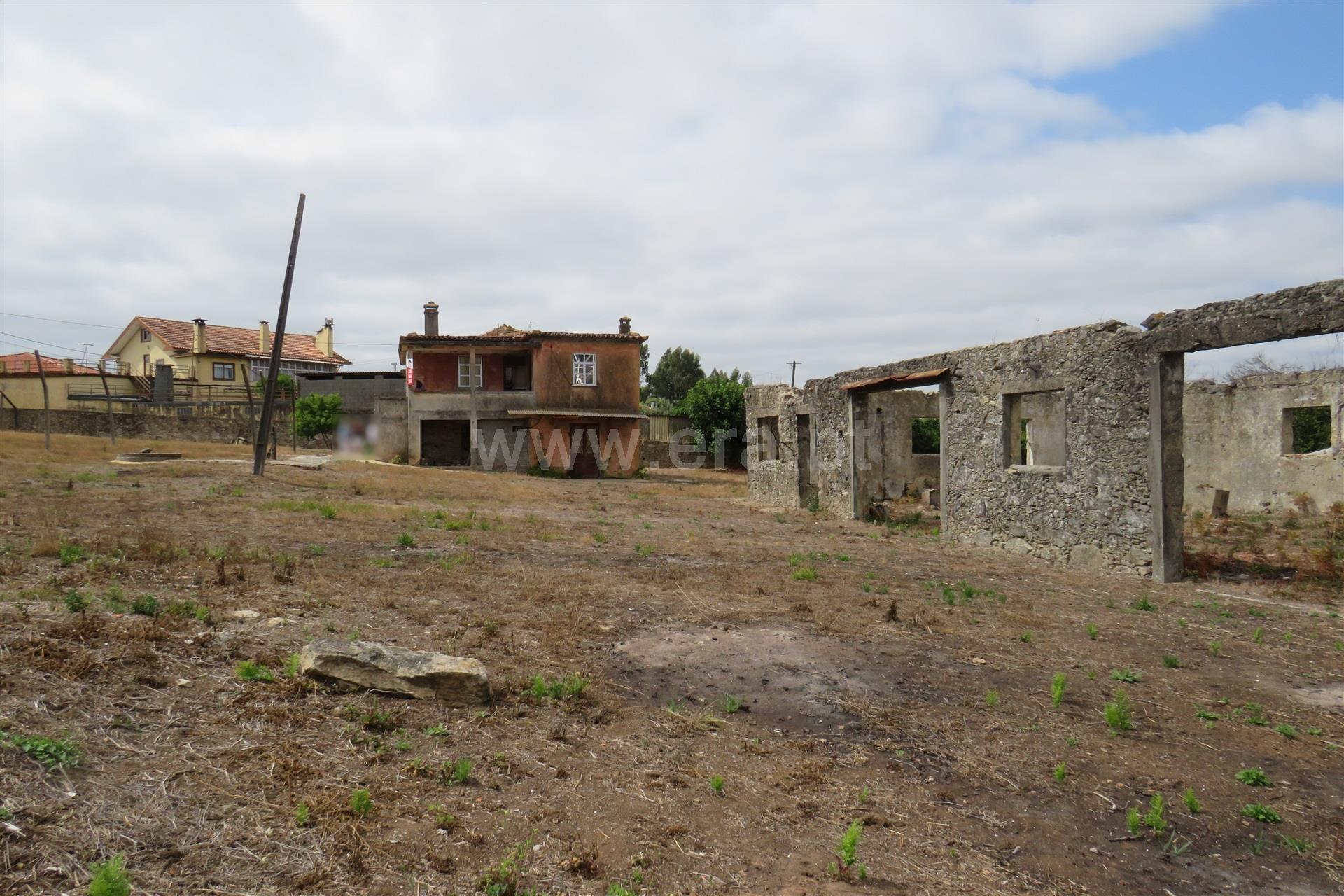 Land for sale in Oliveira de Azeméis, Portugal — €290,000