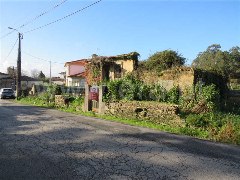 Terreno com ruina  Oliveira de Azeméis, São Martinho da Gândara - 1367916 - 8