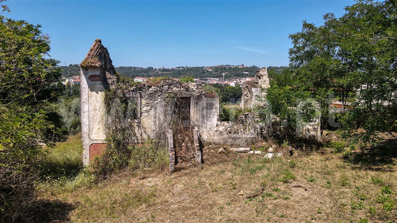 Terreno com ruina  com Urbano Ourém, Nossa Senhora das Misericórdias - 1416985 - 5