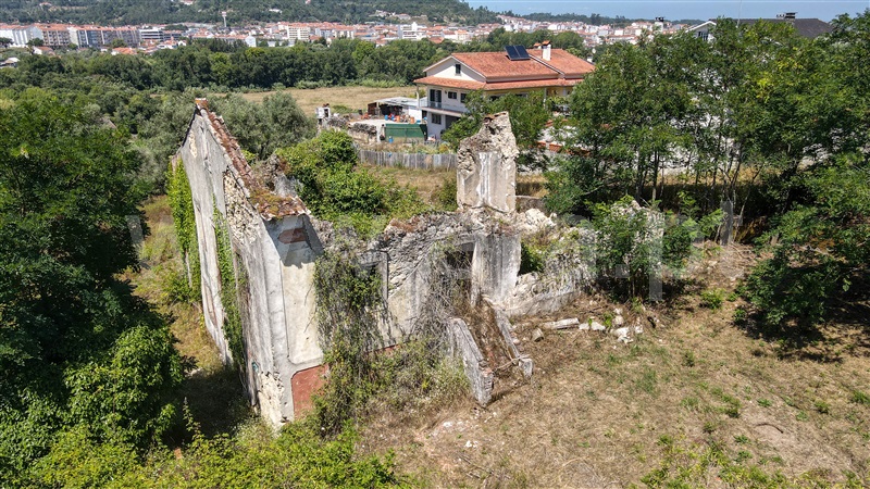 Terreno com ruina  com Urbano Ourém, Nossa Senhora das Misericórdias - 1416985 - 6