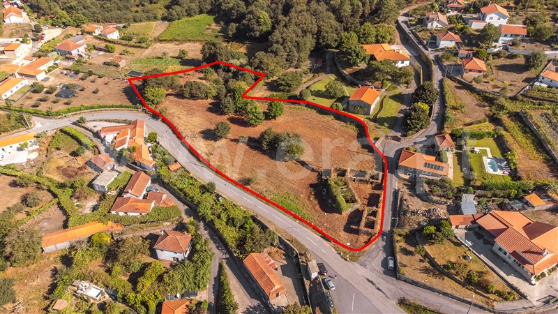 Terreno com ruina  Paredes de Coura, Agualonga - 1410481 - 2