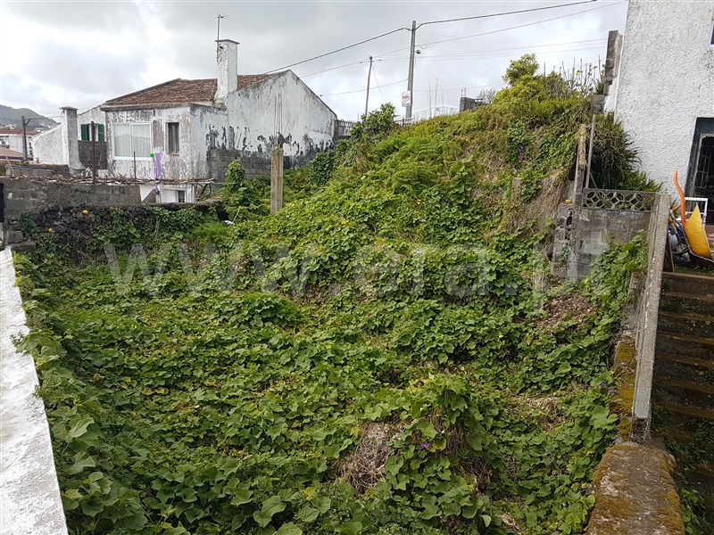 Terreno com ruina  Ponta Delgada, Ponta Delgada - 904377 - 2