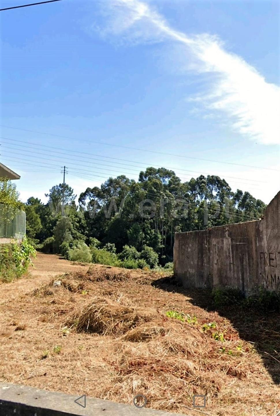 Land for sale in Santa Maria da Feira, Portugal — €220,000
